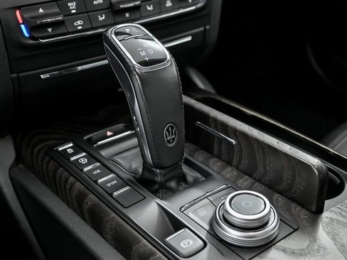 Used 2019 Maserati Ghibli S image 37