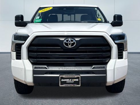 Used 2022 Toyota Tundra SR5 w/ SR5 Convenience Package AWD/4WD image 3