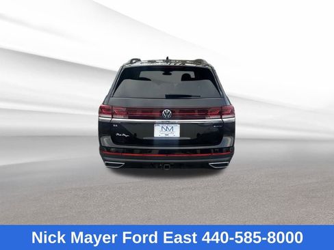 Used 2024 Volkswagen Atlas SE image 6