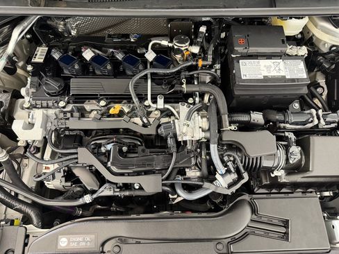 Used 2025 Toyota Corolla LE FWD image 31