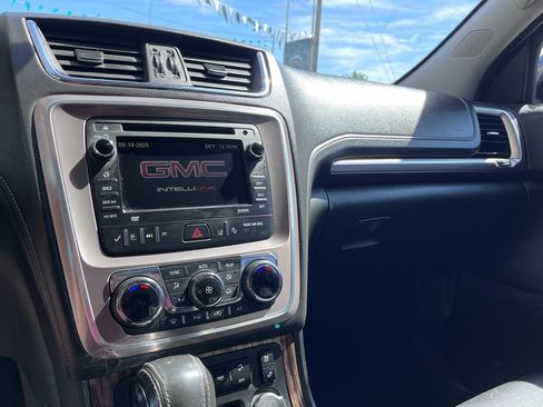 Used 2014 GMC Acadia Denali image 12
