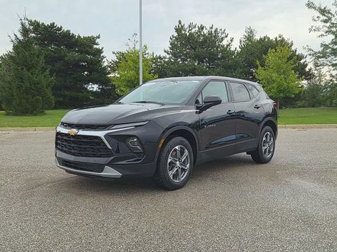 Used 2023 Chevrolet Blazer LT w/ Driver Confidence Package AWD/4WD image 1
