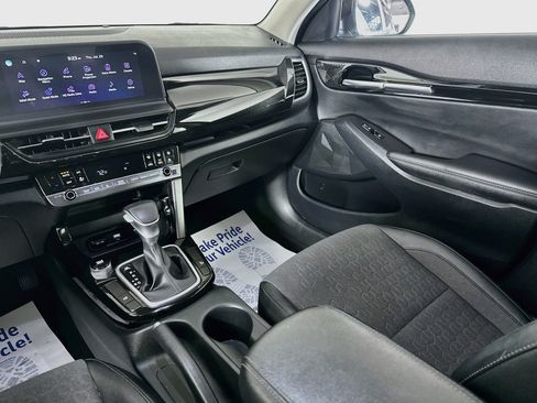 Certified 2024 Kia Seltos S FWD image 22