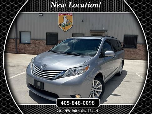 Used 2013 Toyota Sienna Limited w/ Premium Pkg AWD/4WD image 1
