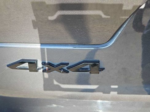 Used 2022 Jeep Grand Cherokee L Laredo AWD/4WD image 11