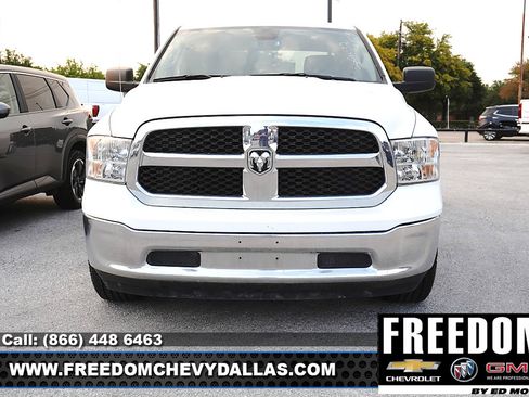 Used 2023 RAM 1500 Classic SLT AWD/4WD image 2