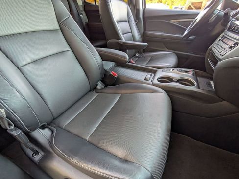 Used 2023 Honda Ridgeline RTL-E image 33