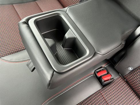 New 2025 Nissan Kicks SR w/ SR Premium Package FWD image 22