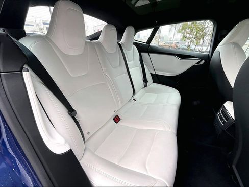 Used 2021 Tesla Model S Long Range image 27