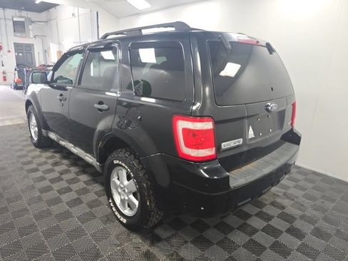 Used 2009 Ford Escape XLT AWD/4WD image 4