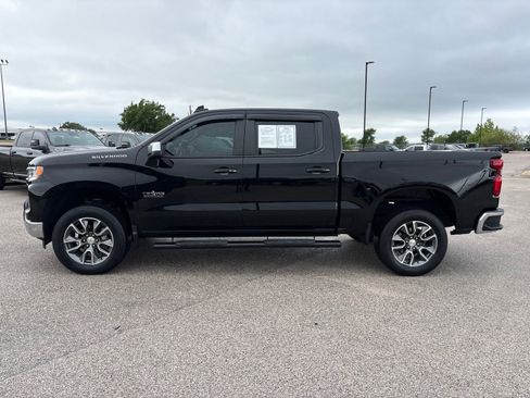 Used 2025 Chevrolet Silverado 1500 LT w/ Texas Edition Plus RWD image 2