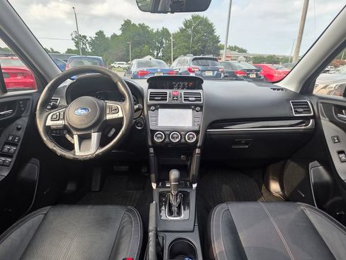 Used 2018 Subaru Forester 2.5i Touring w/ Popular Package #2 AWD/4WD image 11