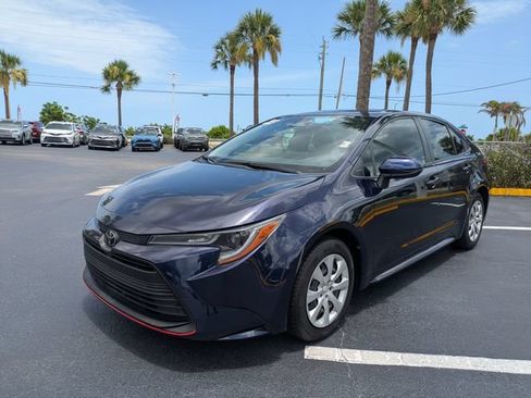 Used 2023 Toyota Corolla LE FWD image 8