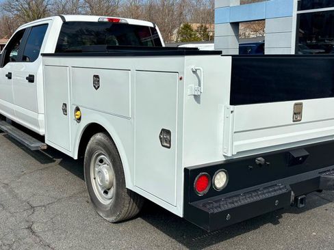 Used 2019 Ford F250 XL w/ Power Equipment Group RWD image 8