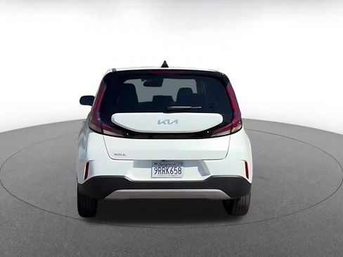 Used 2025 Kia Soul LX w/ LX Technology Package image 12