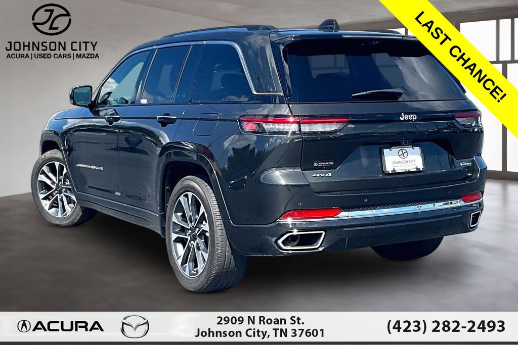 Used 2023 Jeep Grand Cherokee Overland w/ Luxury Tech Group IV AWD/4WD image 13