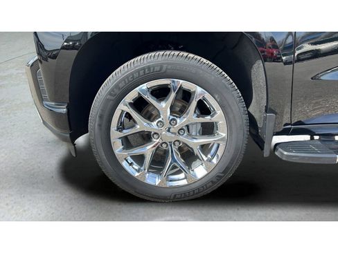 Certified 2020 Chevrolet Silverado 1500 High Country w/ Safety Package II AWD/4WD image 35