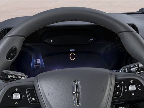 New 2026 Lincoln Aviator 2WD image 13
