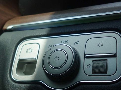 Used 2026 Mercedes-Benz GLE 350 4MATIC image 40