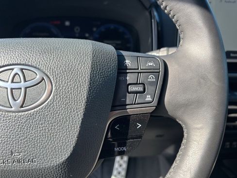 Used 2025 Toyota Camry XSE image 19