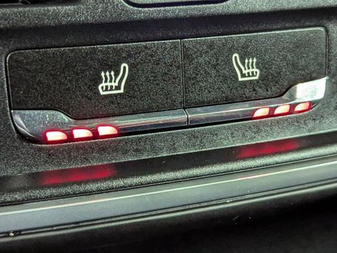 Used 2024 Porsche Macan image 29