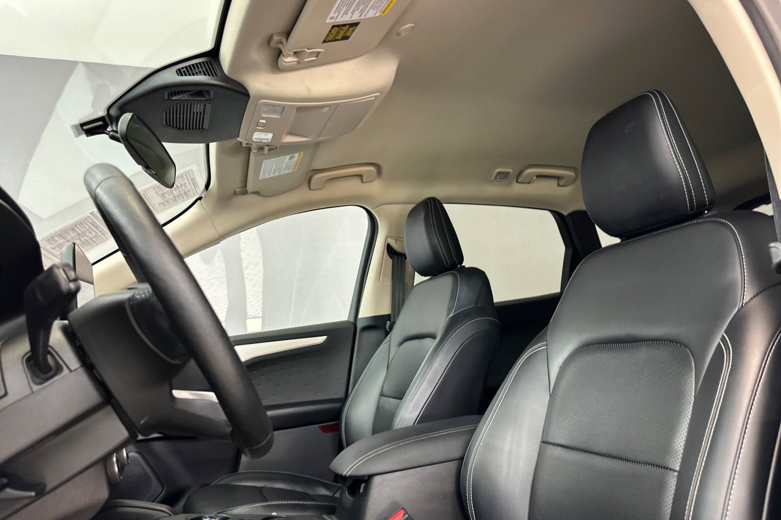 Used 2020 Ford Escape SEL FWD image 5