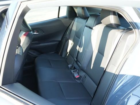 Used 2026 Toyota Prius Plug-In Hybrid FWD image 16