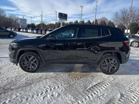New 2026 Jeep Compass Latitude AWD/4WD image 4