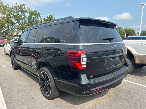 Used 2024 Ford Expedition Max Limited AWD/4WD image 2