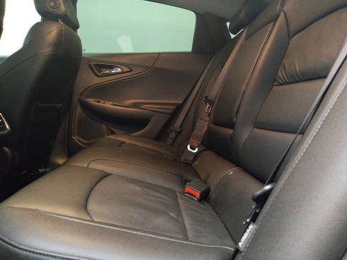 Used 2022 Chevrolet Malibu LT w/ Leather Package FWD image 18