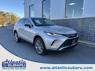 Used 2021 Toyota Venza XLE video 1