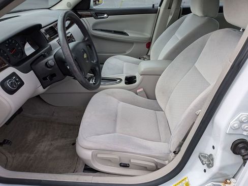 Used 2016 Chevrolet Impala Limited LS FWD image 15