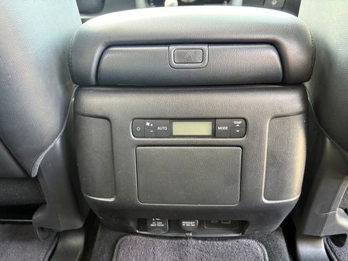 Used 2024 Nissan Armada SL AWD/4WD image 45