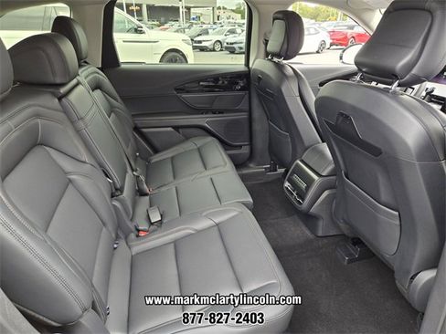New 2026 Lincoln Nautilus Premier image 11