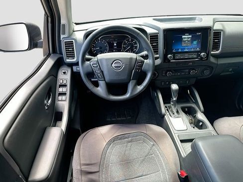 Used 2022 Nissan Frontier SV AWD/4WD image 22