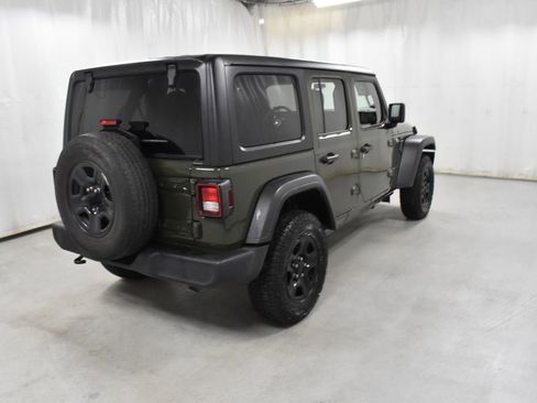 Used 2023 Jeep Wrangler Sport image 5