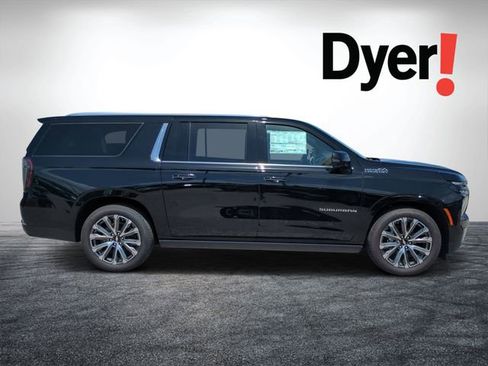 New 2026 Chevrolet Suburban High Country RWD image 2