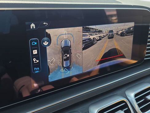 New 2026 Mercedes-Benz GLS 450 4MATIC image 23