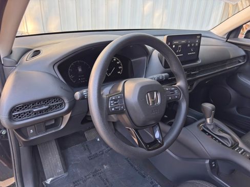 Used 2026 Honda HR-V LX image 12