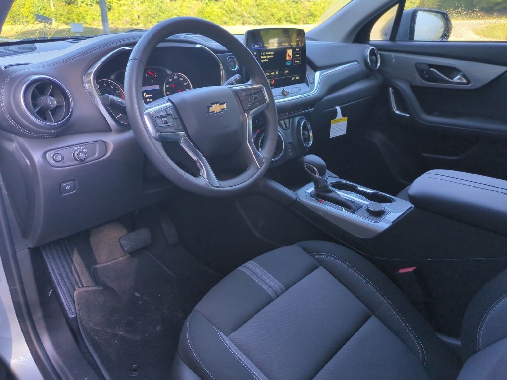 New 2026 Chevrolet Blazer LT FWD image 16