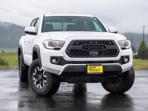 Used 2021 Toyota Tacoma 4x4 Double Cab image 1