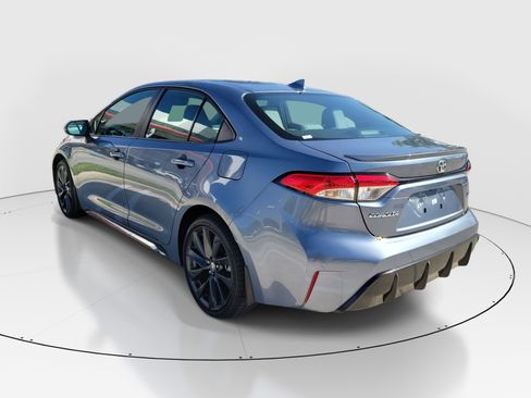 Used 2025 Toyota Corolla SE FWD image 5