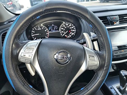 Used 2018 Nissan Altima 2.5 SR w/ SR Midnight Edition image 14