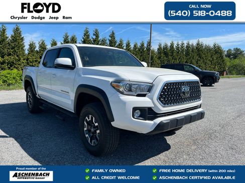 Used 2019 Toyota Tacoma TRD Off-Road image 1