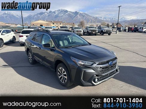 Used 2023 Subaru Outback Premium image 1