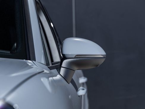 New 2026 Porsche Cayenne image 19