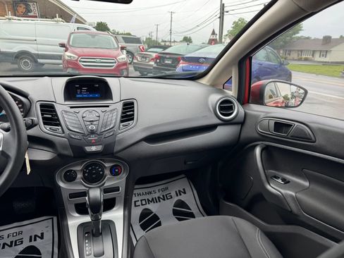 Used 2019 Ford Fiesta SE FWD image 34