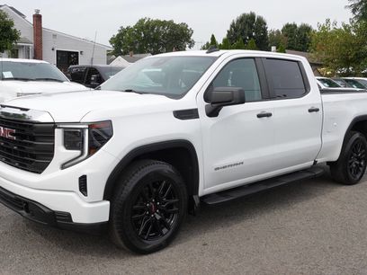 Used 2022 GMC Sierra 1500 Pro w/ Pro Value Package