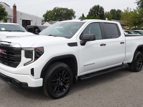 Used 2022 GMC Sierra 1500 Pro w/ Pro Value Package image 1