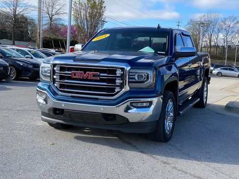 Used 2018 GMC Sierra 1500 SLT image 3